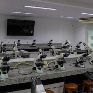 Laboratório Microscópios